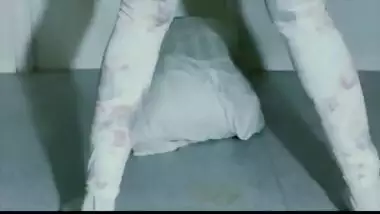 Pillow Masturbation, Big Booty Ebony In Yoga Pants Pillow Humping & Squirt Explosion, Female Orgasm.