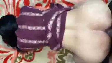 Hot skinny wife cheated on her husband, got fucked by the neighbor and urinated