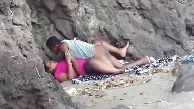 Desi chudai of a village aunty with her love in the forest
