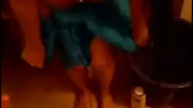 Cute Desi Girl In Bathroom - Movies.