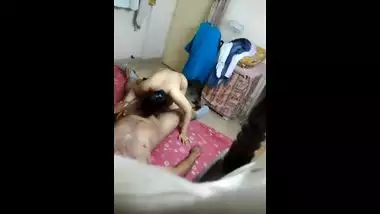 Lucknow bhabhi caught giving blowjob on