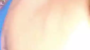 as vezes India brinca com a câmera do celular cacique gosta de ver