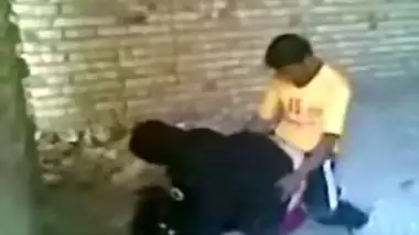 Pakistani aunty illicit taboo sex with nephew in an abandoned house of caught on spy cam