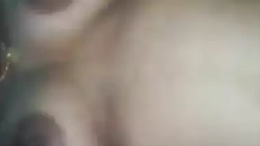 Hot bhabi rides in full swing