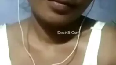 Desi webcam sweetie gladly shows off her tits for horny XXX client