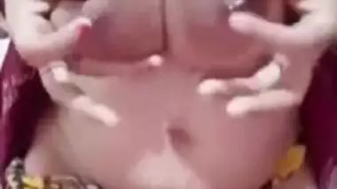 Big boobs Indian aunty video chat