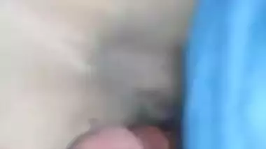 Cocky XXX guy fucks Desi mother-in-law in this close-up MMS video