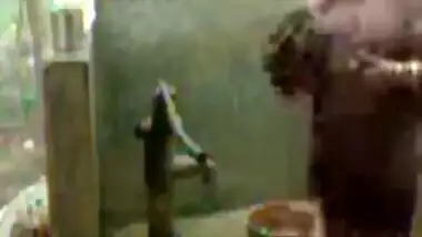 bbw indian bhabhi taking shower from pump