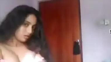 Today Exclusive- Cute Lankan Girl Showing Her Nude Body And Outdoor Bathing Part 6