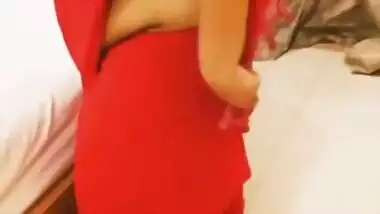 Indian Bbw Girlfriend Saree Striptease For Her Boyfriend Night Show Bbw Fucked