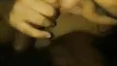 Hot Desi girl blowjob sex video live on the net for the first time