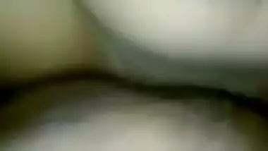 Guy bonks amateur Desi porn XXX model who is popular thanks to MMS clip