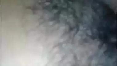 Desi gal has XXX quickie with BF in college toilet in MMS video