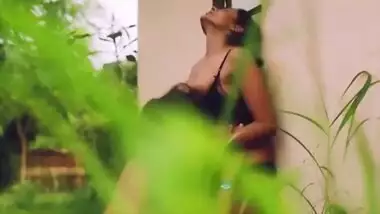 Indian Sexy Movie – Bachelor