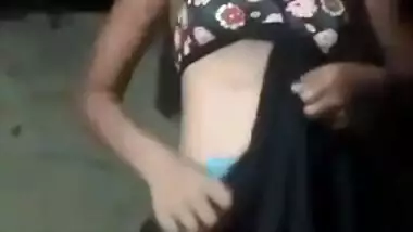 Today Exclusive- Desi Village Girl Showing Her Boobs And Pussy On Video Call Part 1