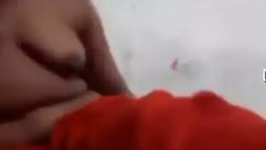 Indian aunty can't hide from camera so she is bound to take boobs out