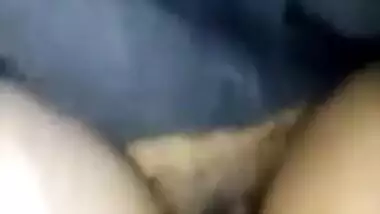 Horny guy makes Desi girl understand that he is keen to have chudai